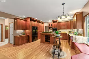 6523 SW Moonshadow Ct, Portland, OR 97223 - Photo 11