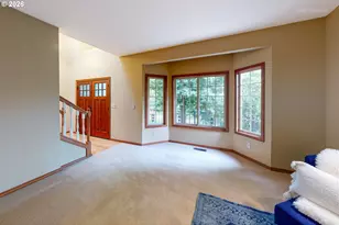 6523 SW Moonshadow Ct, Portland, OR 97223 - Photo 7