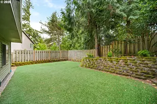 6523 SW Moonshadow Ct, Portland, OR 97223 - Photo 47