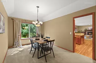 6523 SW Moonshadow Ct, Portland, OR 97223 - Photo 15