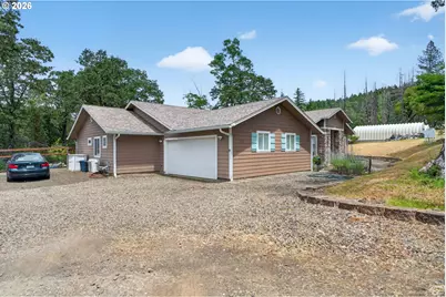 180 Hawkeye Ln, Roseburg, OR 97471 - Photo 45