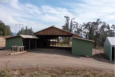 37075 Camp Creek Rd, Springfield, OR 97478 - Photo 31