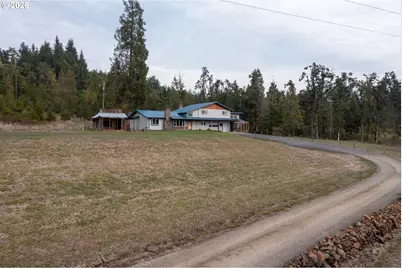 37075 Camp Creek Rd, Springfield, OR 97478 - Photo 3