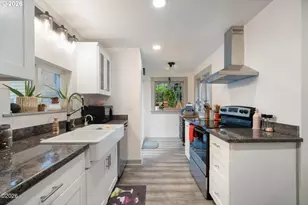 409 Delmonte Ave, Tillamook, OR 97141 - Photo 19