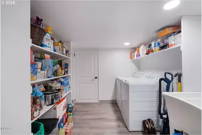 409 Del Monte Ave, Tillamook, OR 97141 - Photo 23