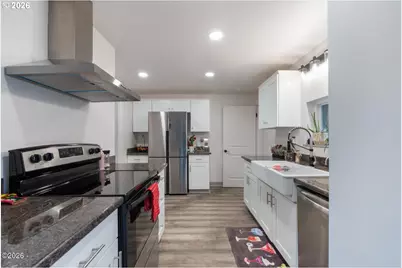 409 Del Monte Ave, Tillamook, OR 97141 - Photo 21