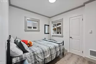 409 Delmonte Ave, Tillamook, OR 97141 - Photo 13