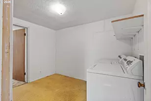 1023 Michigan Ave, Coos Bay, OR 97420 - Photo 13