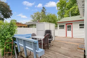 11870 SW 13th St, Beaverton, OR 97005 - Photo 27