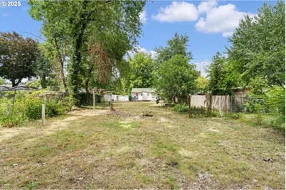 11870 SW 13th St, Beaverton, OR 97005 - Photo 29