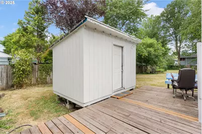 11870 SW 13th St, Beaverton, OR 97005 - Photo 25