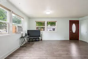 11870 SW 13th St, Beaverton, OR 97005 - Photo 7