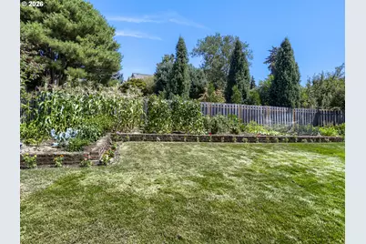 10886 SW Merlin Ct, Wilsonville, OR 97070 - Photo 23