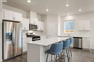 2956 U St, Springfield, OR 97477 - Photo 11