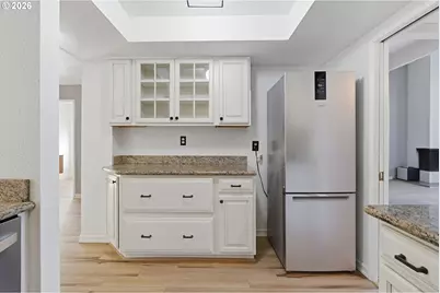 14547 NE Stanton Ct, Portland, OR 97230 - Photo 17