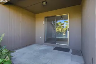 14547 NE Stanton Ct, Portland, OR 97230 - Photo 13