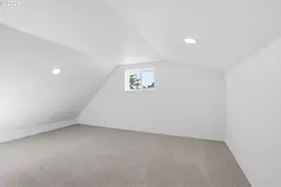14547 NE Stanton Ct, Portland, OR 97230 - Photo 37