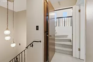 14547 NE Stanton Ct, Portland, OR 97230 - Photo 33