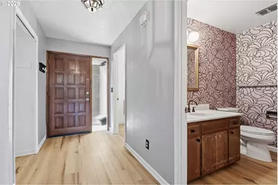 14547 NE Stanton Ct, Portland, OR 97230 - Photo 5