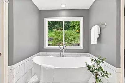 1300 Glenmorrie Dr, Lake Oswego, OR 97034 - Photo 27