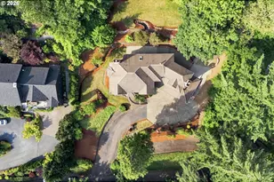 1300 Glenmorrie Dr, Lake Oswego, OR 97034 - Photo 47