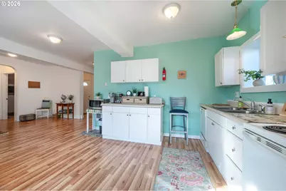 1673 Olive Aly, Eugene, OR 97405 - Photo 9