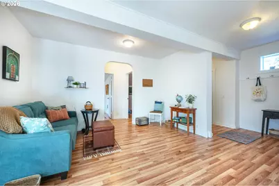 1673 Olive Aly, Eugene, OR 97405 - Photo 5