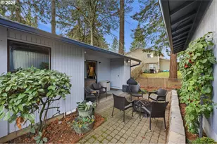 7920 SW Fanno Creek Dr, Tigard, OR 97224 - Photo 17