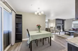 7920 SW Fanno Creek Dr, Tigard, OR 97224 - Photo 5