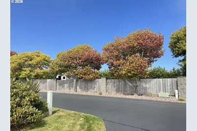210 Schooner Bay Dr, Brookings, OR 97415 - Photo 45