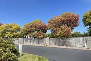 210 Schooner Bay Dr, Brookings, OR 97415 - Photo 45