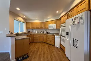 210 Schooner Bay Dr, Brookings, OR 97415 - Photo 11