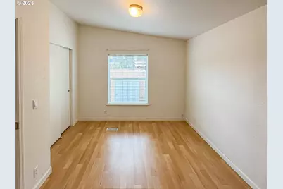 1000 E Central Ave #21, Sutherlin, OR 97479 - Photo 27