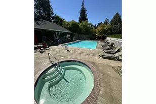 8722 NE 17th St, Vancouver, WA 98664 - Photo 3