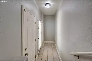 8722 NE 17th St, Vancouver, WA 98664 - Photo 3