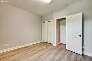 8722 NE 17th St, Vancouver, WA 98664 - Photo 7