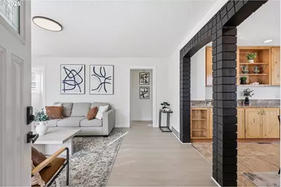 415 SE 94th Ave, Portland, OR 97216 - Photo 9