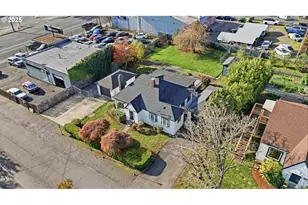 415 SE 94th Ave, Portland, OR 97216 - Photo 43