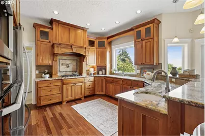 32907 SW Laurelview Rd, Hillsboro, OR 97123 - Photo 11