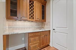 12320 NW Sargent Ln, Portland, OR 97231 - Photo 19