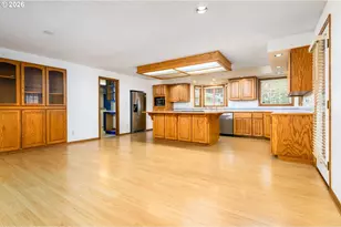 1108 SE 168th Ave, Portland, OR 97233 - Photo 7