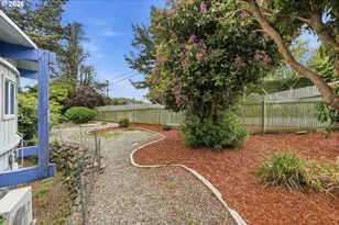 1010 Hemlock Ave, Coos Bay, OR 97420 - Photo 41
