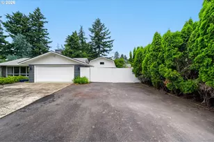 24203 NE Oregon St, Wood Village, OR 97060 - Photo 3