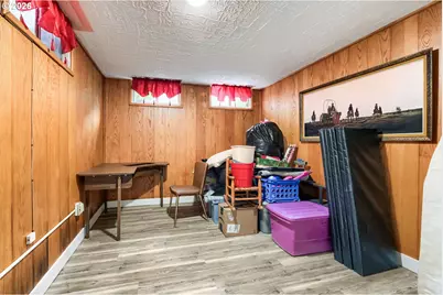 24203 NE Oregon St, Wood Village, OR 97060 - Photo 21