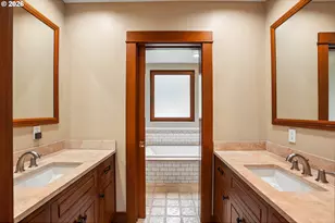 465 NW Royal Blvd, Portland, OR 97210 - Photo 19