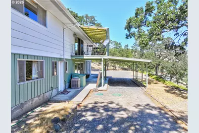 2605 W 13th St, The Dalles, OR 97058 - Photo 7
