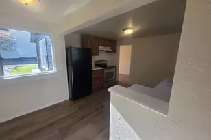770 Elm St, Junction City, OR 97448 - Photo 21