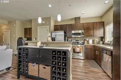 7959 NE Rockne Way, Hillsboro, OR 97006 - Photo 13