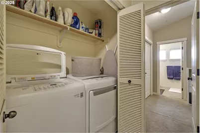 7959 NE Rockne Way, Hillsboro, OR 97006 - Photo 25