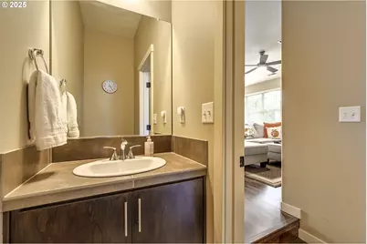 7959 NE Rockne Way, Hillsboro, OR 97006 - Photo 17